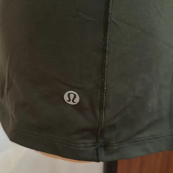 Lululemon sz 6 black and green butterfly print tank bra adjustable back strap - Picture 5 of 7